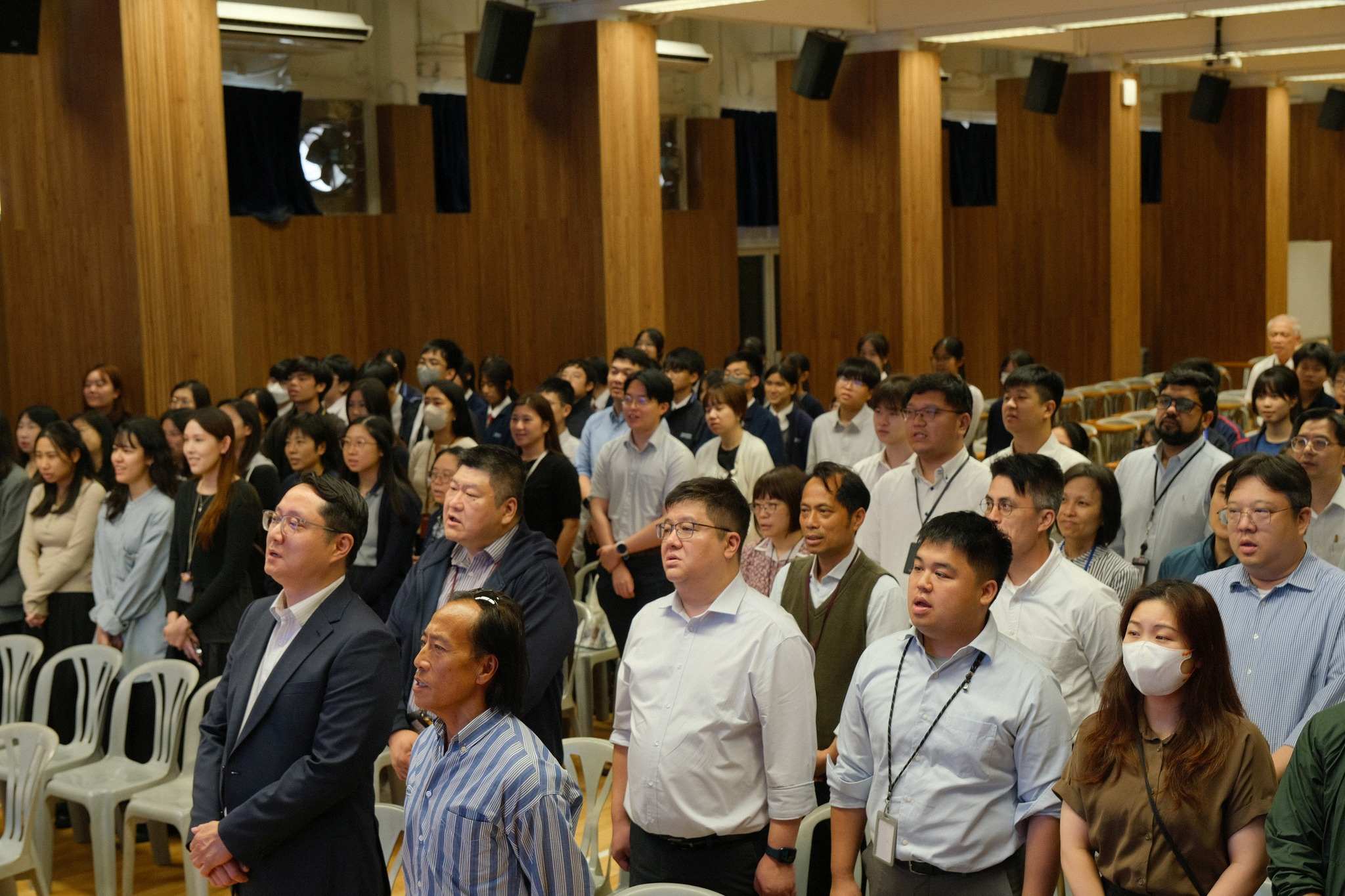 本校誠摯歡迎國際著名男高音莫華倫博士蒞臨校園，為師生主持一場別開生面的國民教育講座 - 圖片 9