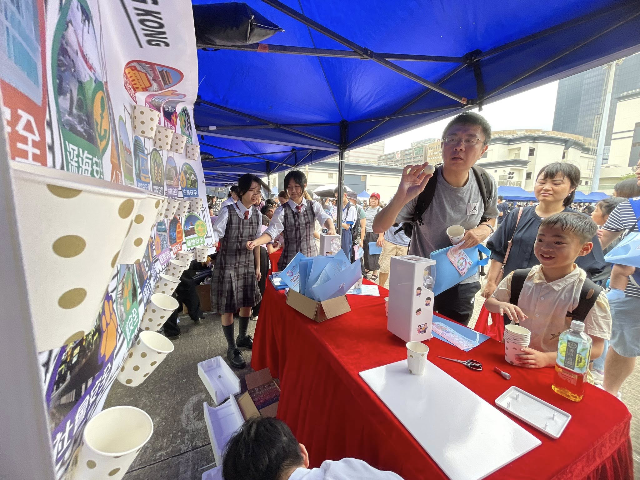 為響應全民國家安全教育日，本校參與了「觀塘區國家安全嘉年華2026」 - 圖片 5